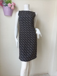 Lanvin 連衣裙，人造絲麵料，尺寸 36，胸圍 34 英寸