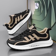 Men Casual Sneakers Breathable Mesh Flyknit Sneakers Color-Blocking Dad Shoes Shoes