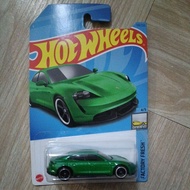 HOTWHEELS PORSCHE TAYCAN TURBO S