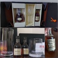 一套三盒 紙禮盒是90年代 Hennessy XO 5cl 和 VSOP 罕有3cl 酒辦 (金頭/禮盒連聞香杯) / 另兩盒是鐵禮盒連玻璃杯 / 另送60年代 軒尼詩 Hennessy 霸道 BRA