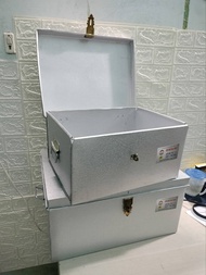 Rương tôn đựng đồ cá nhân văn phòng đồv dùng cá nhân có nắp đậy kích thước 40x30x20