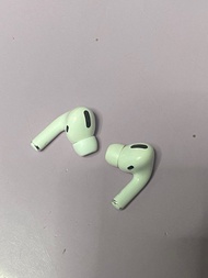 Apple AirPods Pro 左耳和右耳