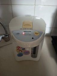 Rasonic 2.5L 電熱水壺（已清潔、好幹淨企理的電熱水壺）