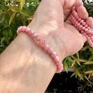 rs55 สร้อยข้อมือหินแท้โรโดโครไซต์ ขนาด 5.5 มิล โดยประมาณ (Rhodochrosite) หินธรรมชาติ หินแห่งการรักษา