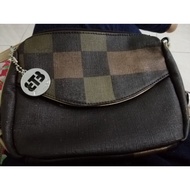 (USED) Authentic F TIMBER SLING BAG