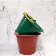 GM 1/ 2 GALLON MINI BUCKET tong air