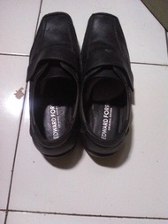sepatu pria edward forrer