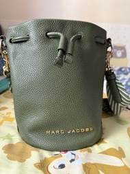 Marc Jacobs 橄欖綠水桶包