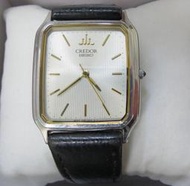 ੈ✿ 精工錶 SEIKO 貴朵 CREDOR 石英錶中的王者 日本原廠出品 男用 銀黃流紋錶盤 配上金色大三針 貴氣十足