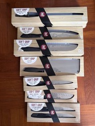 全新 Jamie Oliver Soft Grip 刀具套裝（8件）