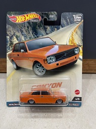 Xe mô hình đồ chơi bánh cao su Hotwheels 1:64 PREMIUM - CAR CULTURE - 73 Volvo 142 GL