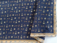 Burberry 古董手帕  馬術圖騰  格紋邊框 21 x 21 英吋