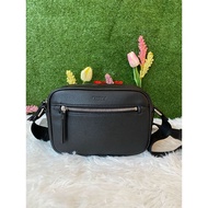 DKNY Camera Bag Sling – On-Hand, Pinas