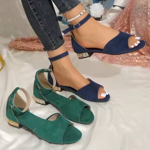 2026 Summer Women's New Sandals Round Head Open Toe Low Heel Buckle Women's Shoes Elegant Low Heel S