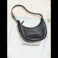 LONGCHAMP ROSEAU ESSENTIAL系列 牛皮半月形單肩包