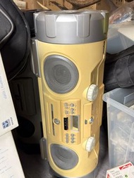 JVC 復古 CD 卡帶收音機