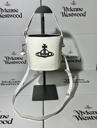 全新🌸 Vivienne Westwood 白色漆面水桶包 手拿包 手提袋 斜挎包 單肩包 禮物