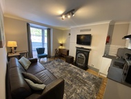 Ei8ht Brighton Apartments