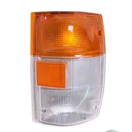 J103S04 HICOM ISUZU NPR66 SIGNAL LAMP  CORNER LAMP
