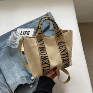 Trendy Crossbody Women Bag Small Handbag Women Sling Bag Casual Shoulder Canvas Tote Bag Bag Tangan 