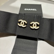 23A Chanel雙C耳環