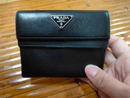 Prada黑色錢包 二手 經典三角鐵牌 有零錢袋 精品入門