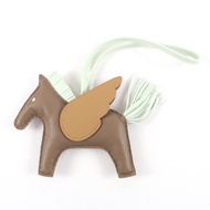 全新★愛馬仕 Rodeo 飛馬 MM 吊飾 Etoupe/Biscuit/Vert Fizz Agneau Milo 包飾 U 印章 含包裝盒 法國製造 女士