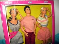 全新1982芭比與好友肯尼、P.J.禮盒Barbie and Friends PJ珍貴稀少(懷舊芭比美泰兒Mattel)