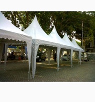 Tenda event kerucut putih