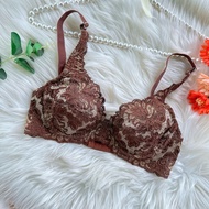 ^^ Women's Bra size Label: C70/32