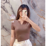 Women's V-neck Crop Top, Korean Style Women's Clothing - Plain V-neck Basic Crop Top for Women 5878