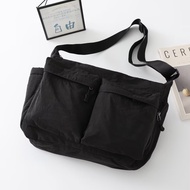 Japan imported 2025 UNIQLO 24 Autumn And Winter Fitting Room Mens Womens Casual Satchel Shoulder Mes