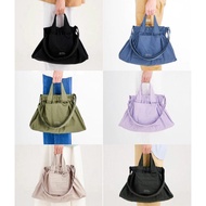 PO BEYOND THE VINES DUMPLING BAG M