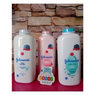 Johnson's Baby Powder//Loose Powder..
