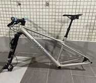 BMC山地單車碳纖維車架連頭叉及伸縮座通