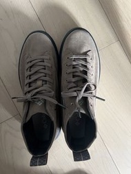 Columbia 防水休閒鞋