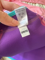 Arena 泳衣