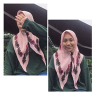 Jilbab Instan Segitiga Segiempat Plisket Zipper Square Instan Voal Motif