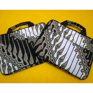 10'inch batik laptop bag