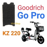 Alas kaki karpet sepeda motor listrik Goodrich go pro KZ 220