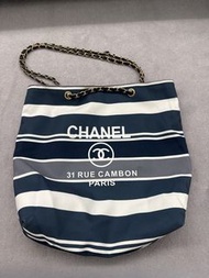 Chanel beauty Makeup 化妝品 贈品海軍風橫條紋帆布金鏈條帆布袋,9成新