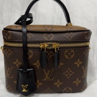 LV Lv Vanity PM