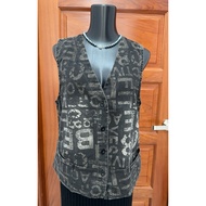 2hand jacket.