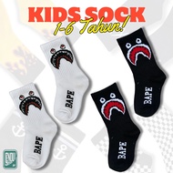 Bape Children's Socks With Long Thick Distro Motifs - Collection