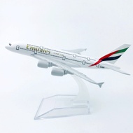 Emirates Airlines Airbus 380 Airplane Model Airliner Casting A380 Aviation Collectible Toy Gift