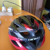 Helm sepeda cairbull bekas 