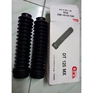 Yamaha Enduro DT100 DT125 Glove Fork