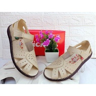 SENDAL SEPATU WANITA / SEPATU WANITA / SENDAL SLOP WANITA KICKERS / Sandals women shoes/lady shoes/w