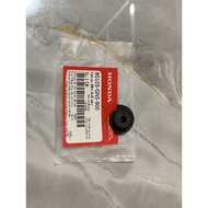 Genuine Honda Dream rear tail gasket rubber (80105-GN5-900)