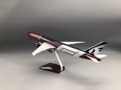 47CM Scale aircraft Qatar Airways b777-300 Airplane Model Resin Replica Plane Model with Light & Whe